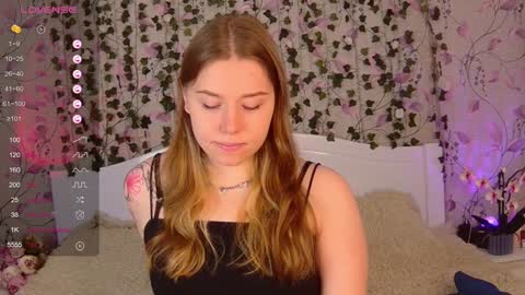 Chloe online show from February 6, 7:13 am