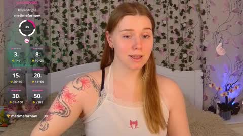 Chloe online show from March 1, 4:54 pm