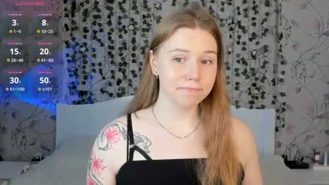 Chloe online show from November 3, 5:30 am