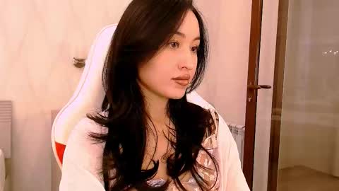 silk_ann online show from November 5, 6:59 am