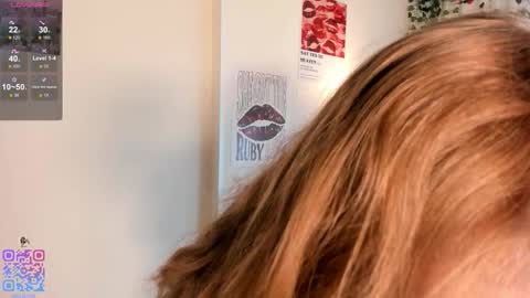 Call me Mia online show from October 9, 6:19 am