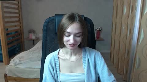 Snapshot of silkymiley chatting on October 1, 6:34 am silkymiley online show from October 1, 6:34 am