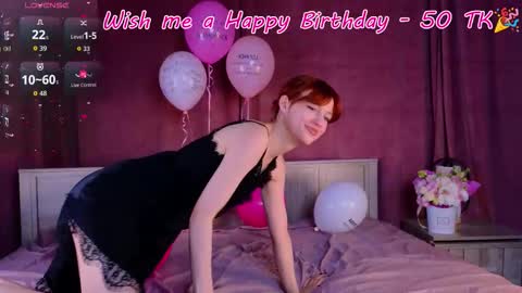 silly___woman online show from January 7, 5:40 pm