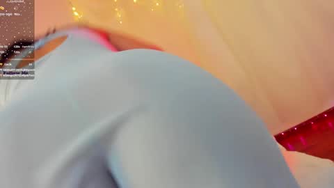 Snapshot of silvanna_moore chatting on January 30, 7:04 pm Silvanna online show from January 30, 7:04 pm