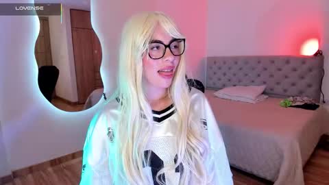 Silvanna online show from March 14, 4:22 pm