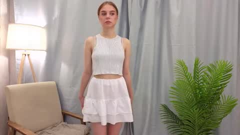 Maya online show from November 5, 2:13 am