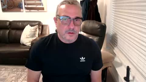 silveroli187 online show from October 4, 2:59 pm