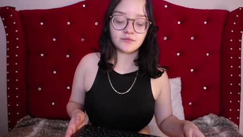 Snapshot of silvia_ls chatting on February 27, 9:25 pm silvia_ls online show from February 27, 9:25 pm