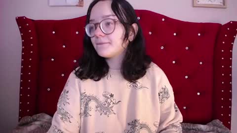 Snapshot of silvia_ls chatting on February 25, 9:26 pm silvia_ls online show from February 25, 9:26 pm