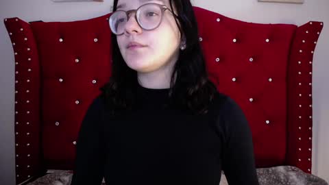 Snapshot of silvia_ls chatting on March 4, 12:39 am silvia_ls online show from March 4, 12:39 am