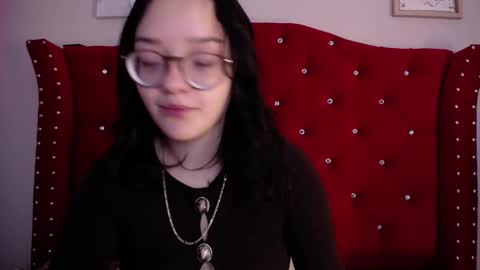 Snapshot of silvia_ls chatting on March 5, 10:21 pm silvia_ls online show from March 5, 10:21 pm