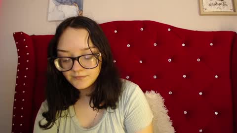 Snapshot of silvia_ls chatting on February 19, 12:25 am silvia_ls online show from February 19, 12:25 am
