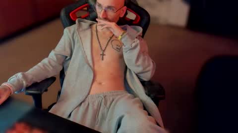 simbell online show from November 20, 10:51 pm