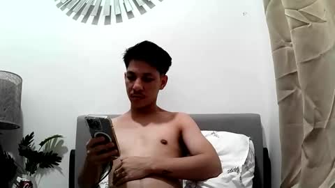 TwinkSimon online show from March 18, 7:25 am