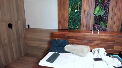 simon_durand online show from February 27, 5:00 am