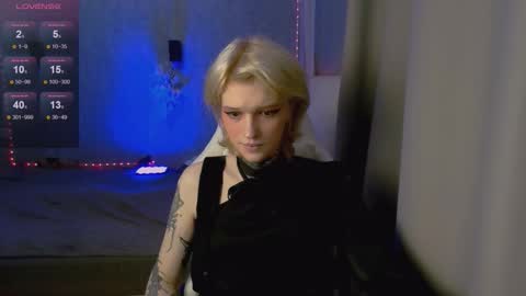 Snapshot of simona_rain chatting on September 17, 11:30 pm Simona online show from September 17, 11:30 pm