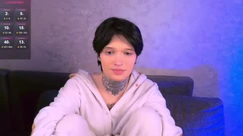 Snapshot of simona_rain chatting on February 19, 1:39 pm Simona online show from February 19, 1:39 pm