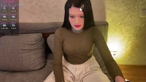 Snapshot of simona_rain chatting on March 6, 1:37 am Simona online show from March 6, 1:37 am