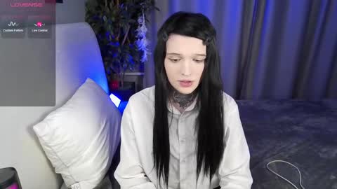 Snapshot of simona_rain chatting on February 14, 1:23 am Simona online show from February 14, 1:23 am