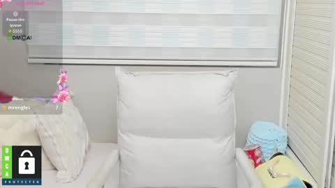 simonastephanie online show from February 25, 3:15 pm