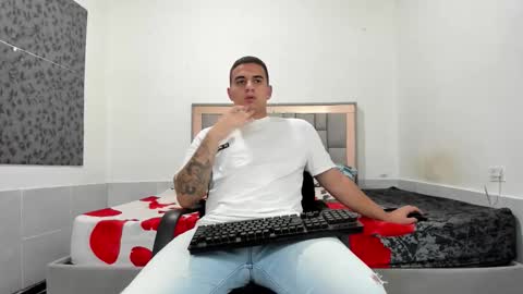 SIMON KELER online show from February 20, 6:19 am