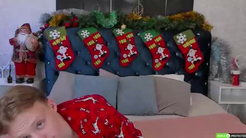 Simon online show from January 17, 9:08 am