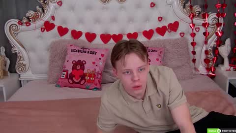 Simon online show from February 11, 6:45 pm