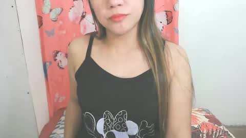 Snapshot of simpleladie15 chatting on January 29, 1:27 am marisweet online show from January 29, 1:27 am