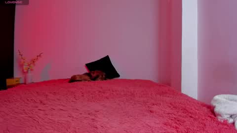 zoe online show from September 12, 5:15 pm