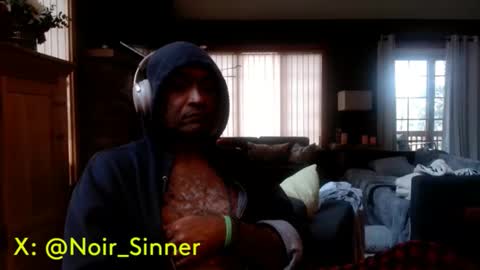 Snapshot of sinnernoir chatting on October 13, 3:03 pm My Name Is..............................John online show from October 13, 3:03 pm
