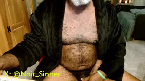 Snapshot of sinnernoir chatting on September 12, 7:32 am My Name Is..............................John online show from September 12, 7:32 am