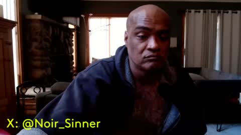 Snapshot of sinnernoir chatting on September 28, 3:32 pm My Name Is..............................John online show from September 28, 3:32 pm