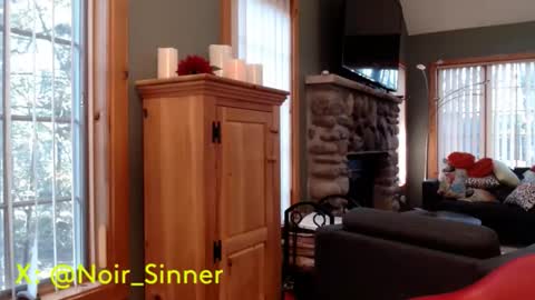 Snapshot of sinnernoir chatting on September 19, 9:07 pm My Name Is..............................John online show from September 19, 9:07 pm