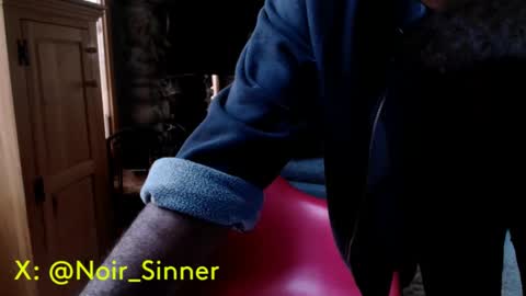Snapshot of sinnernoir chatting on October 7, 12:45 pm My Name Is..............................John online show from October 7, 12:45 pm