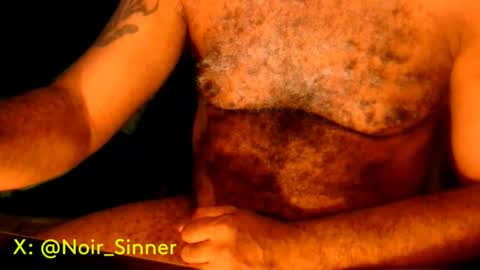 Snapshot of sinnernoir chatting on March 1, 4:11 pm My Name Is..............................John online show from March 1, 4:11 pm