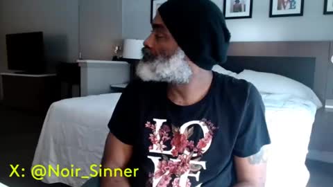 Snapshot of sinnernoir chatting on September 23, 8:15 pm My Name Is..............................John online show from September 23, 8:15 pm