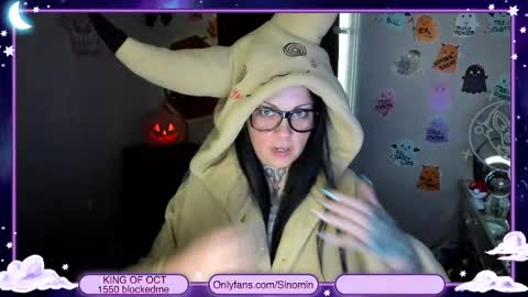 Snapshot of sinominx chatting on October 19, 9:08 pm Sinomin online show from October 19, 9:08 pm
