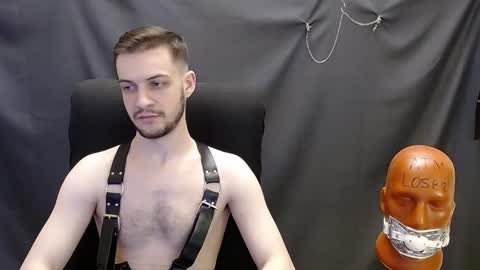 Snapshot of sir_damien chatting on March 8, 3:50 am Sir Damien online show from March 8, 3:50 am