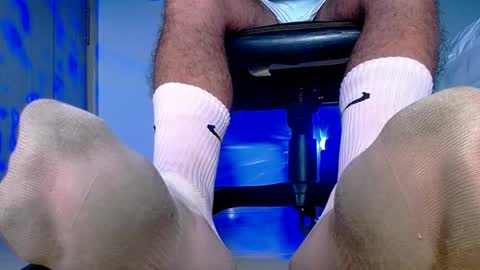 only foot                         worshipers here online show from September 21, 12:03 am