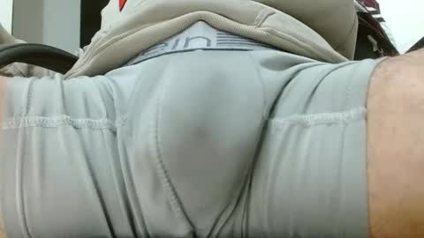 Snapshot of sir_tall_dom chatting on October 17, 4:05 am AlphaMaster Rodrick online show from October 17, 4:05 am