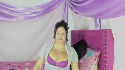 Snapshot of sirena_dirtysexxx chatting on October 1, 5:28 am Sirena Fuentes online show from October 1, 5:28 am