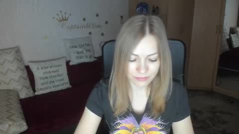 sirenasilk online show from December 4, 4:12 am