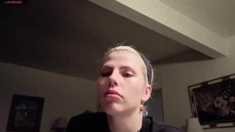 Sirenity online show from September 23, 1:32 am