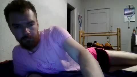 Snapshot of sissiebeard chatting on October 1, 8:24 am sissiebeard online show from October 1, 8:24 am