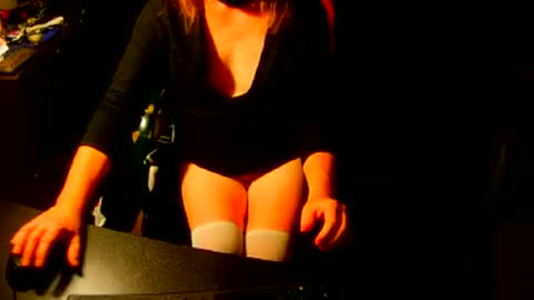 red online show from October 11, 8:30 am