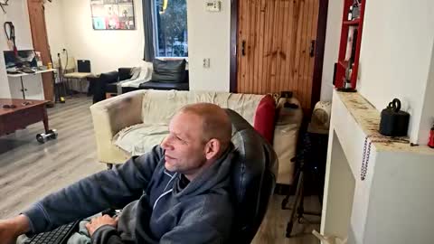 Petra online show from March 15, 5:49 pm