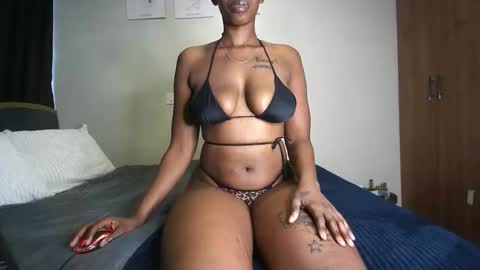 Snapshot of sity002_ chatting on September 25, 6:09 am sity online show from September 25, 6:09 am