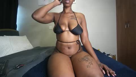 Snapshot of sity002_ chatting on October 1, 5:17 am sity online show from October 1, 5:17 am