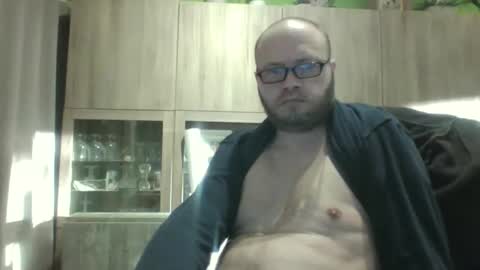 sixten113 online show from April 8, 5:43 am