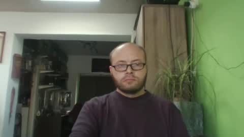 sixten113 online show from February 25, 8:07 am